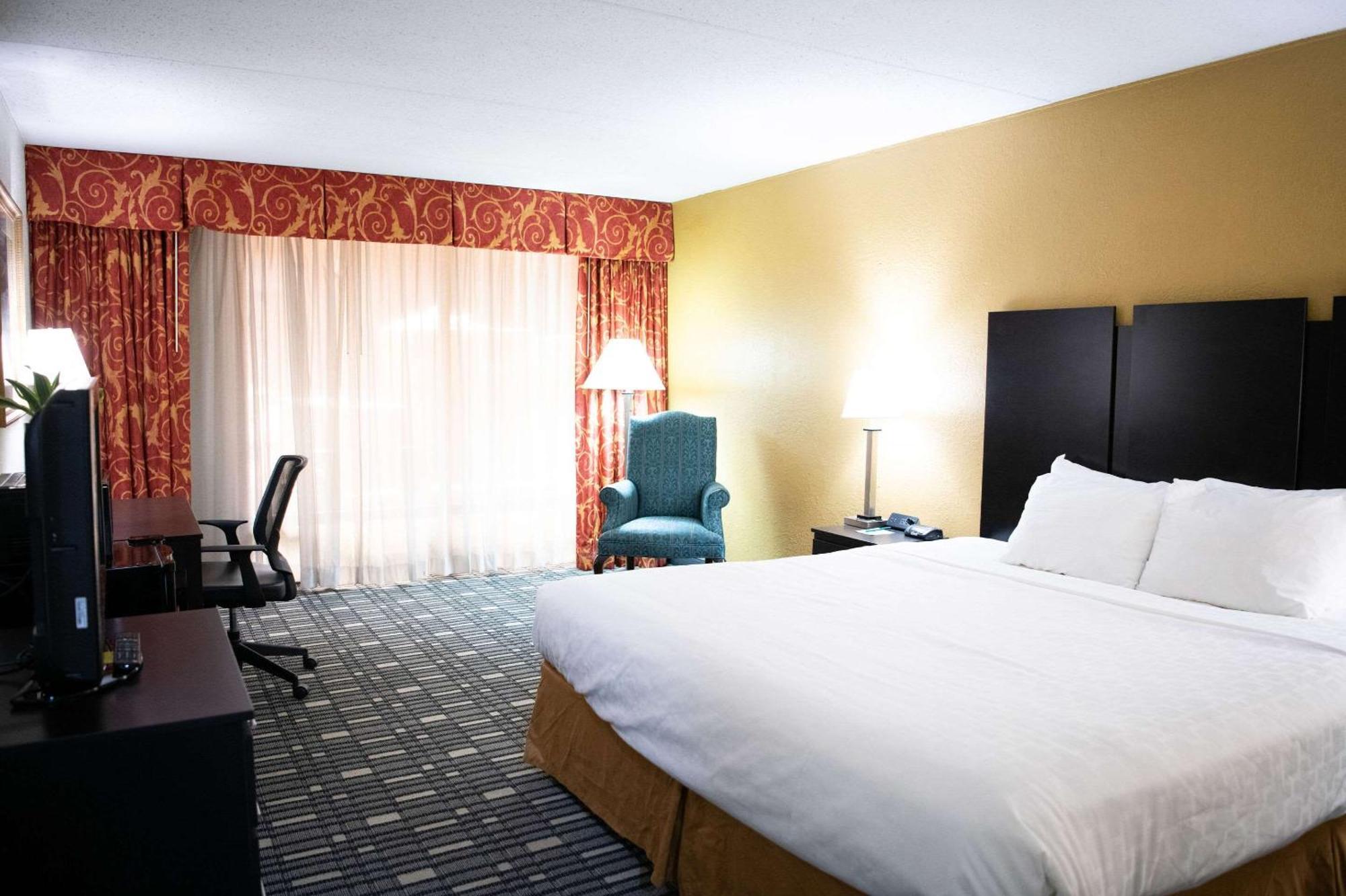 Quality Inn & Conference Center Somerset Exteriér fotografie